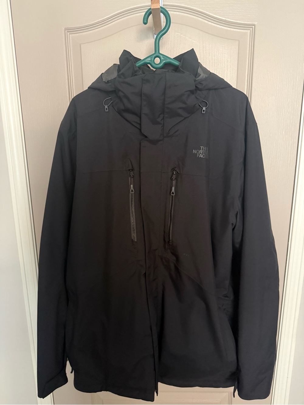 The North Face Men’s Black Waterproof Hooded Winter Jacket